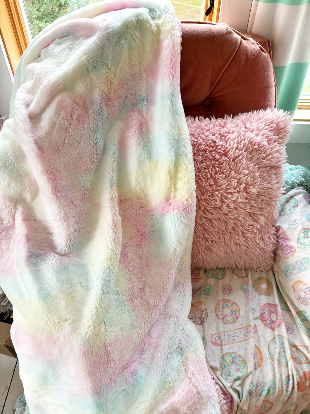 Toddler pastel rainbow snuggle blanket